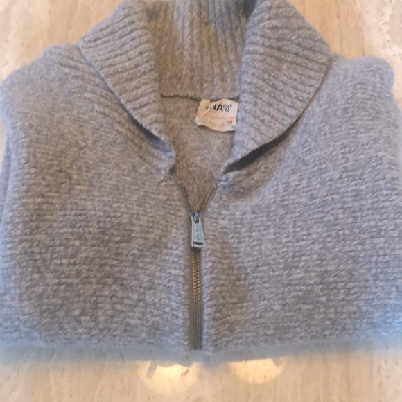 Aritzia TNA wool zip front sweater Grey - Picture 16 of 16